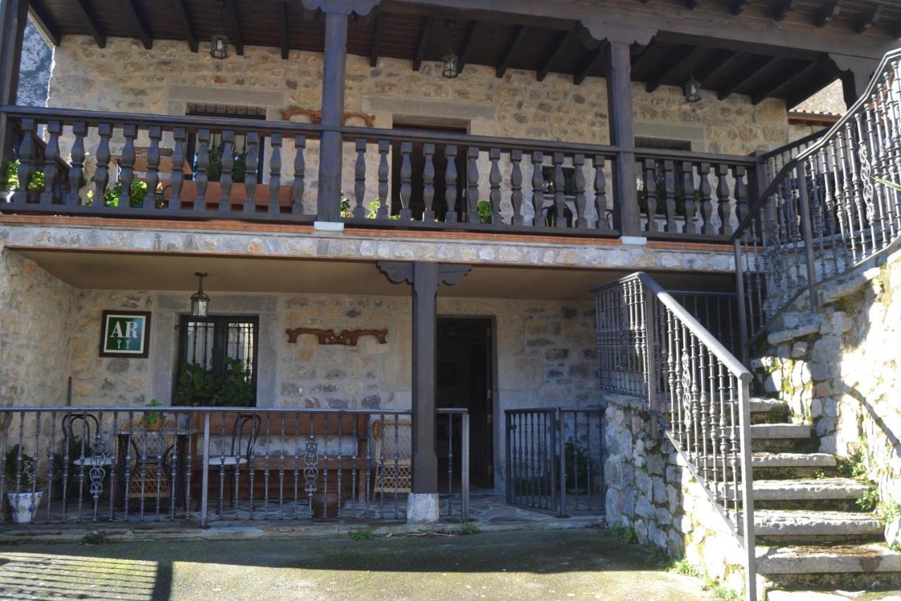 El Portal Del Abuelo Apartment Arenas De Cabrales Bagian luar foto
