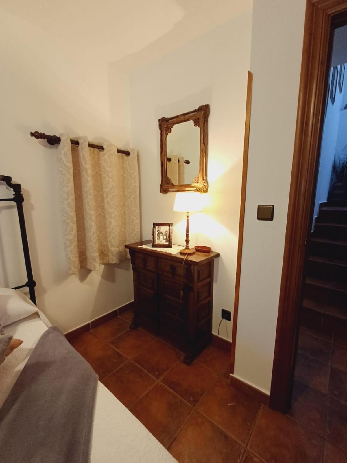 El Portal Del Abuelo Apartment Arenas De Cabrales Bagian luar foto