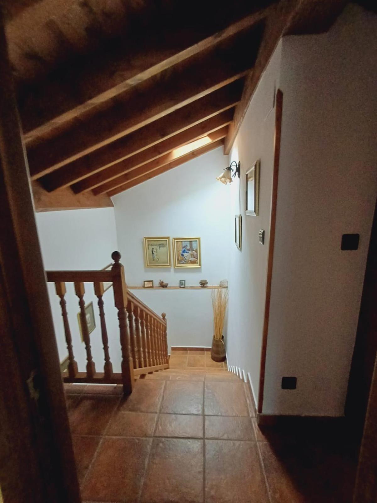El Portal Del Abuelo Apartment Arenas De Cabrales Bagian luar foto