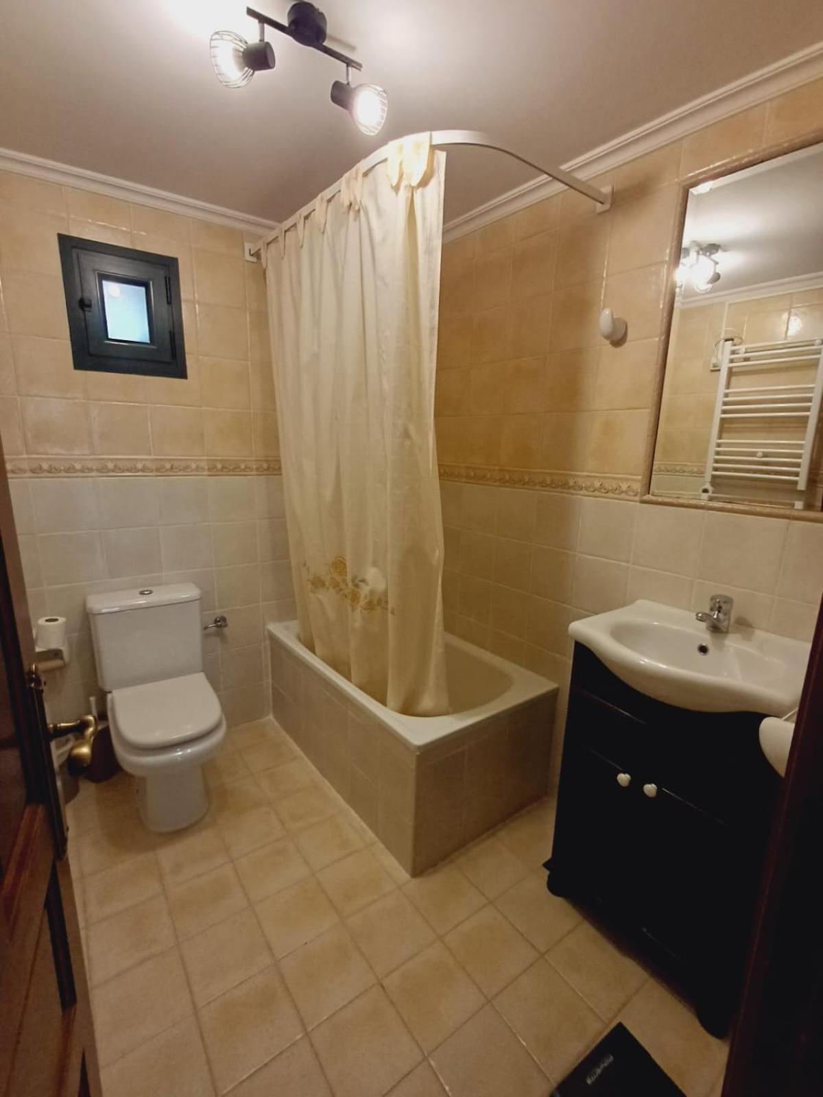 El Portal Del Abuelo Apartment Arenas De Cabrales Bagian luar foto