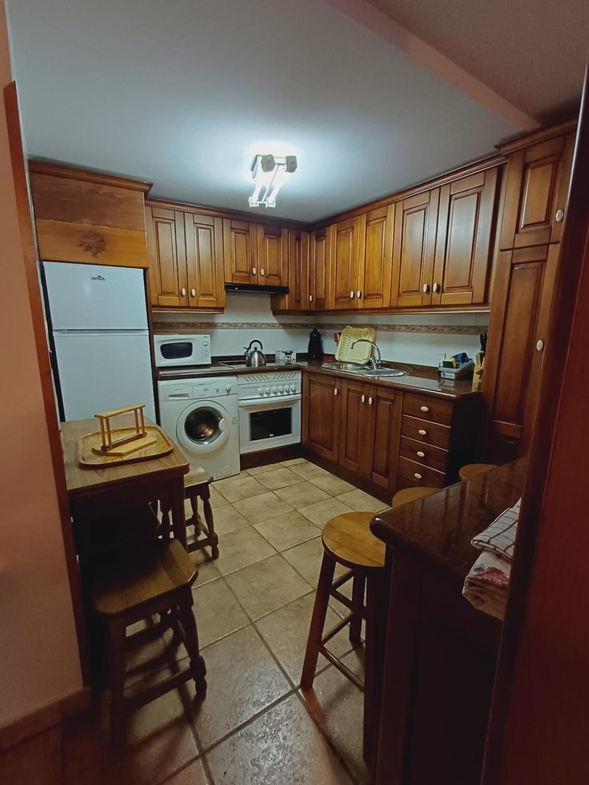 El Portal Del Abuelo Apartment Arenas De Cabrales Bagian luar foto